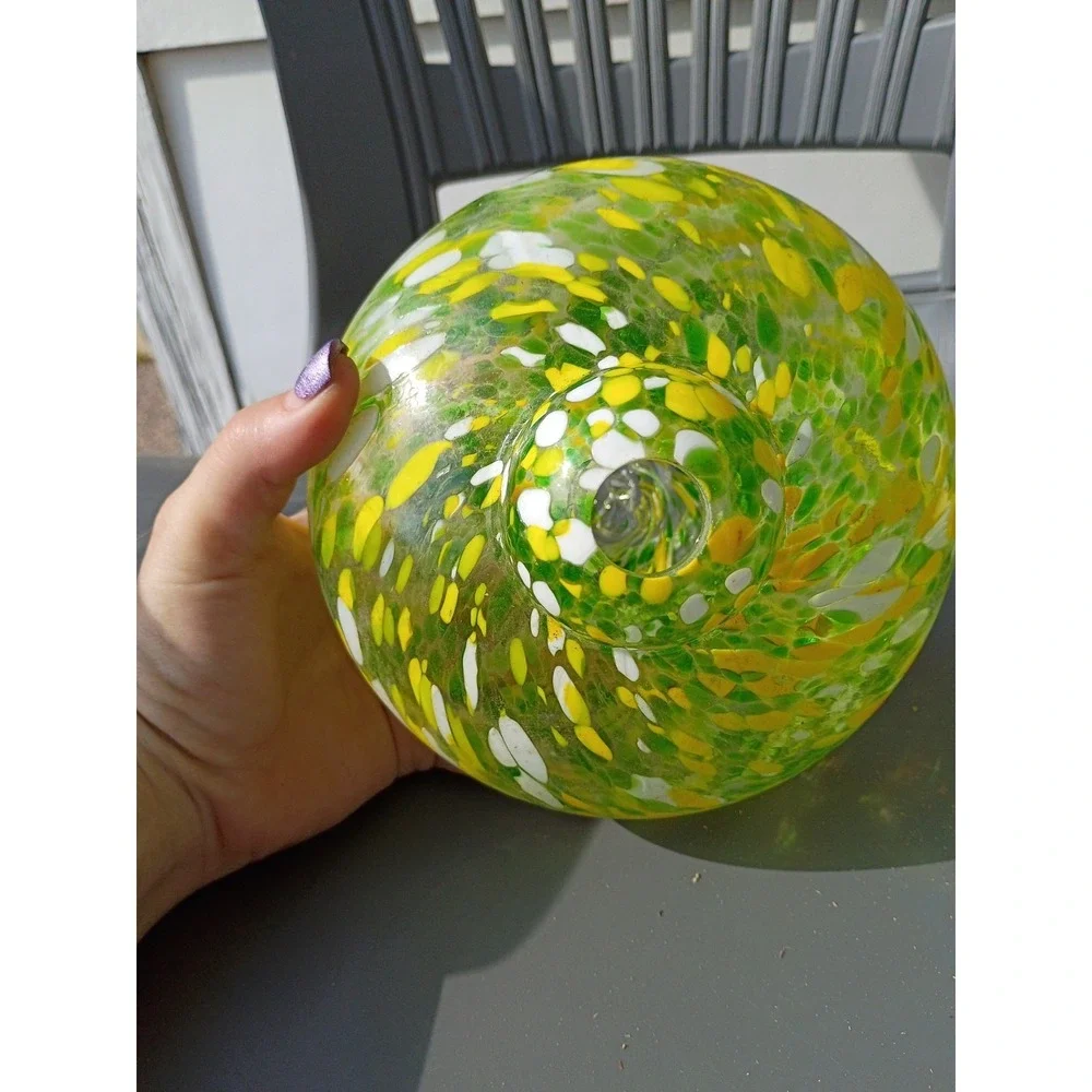 Murano Style Speckled‎ Glass Spring Green, Yellow Ornament 9x9 Flower